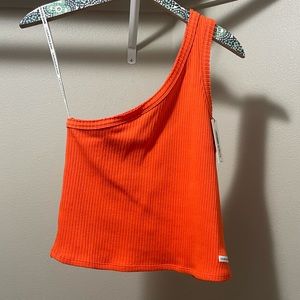 One-shoulder tank/crop top.
